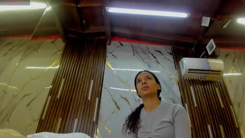 Victoria  online show from November 30, 5:50 pm