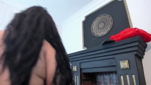 Victoria  online show from January 18, 5:48 pm