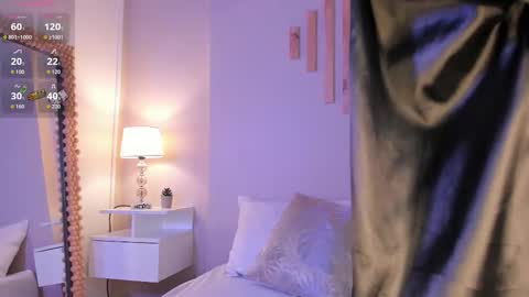 Victoria online show from December 2, 7:42 pm