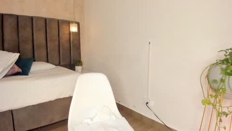 Snapshot of victoriaregia1 chatting on January 22, 2:46 pm Maria Victoria online show from January 22, 2:46 pm