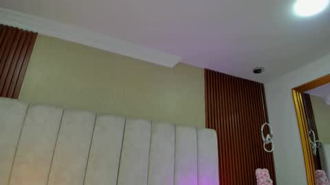 Snapshot of victoriaregia1 chatting on November 7, 11:21 am Maria Victoria online show from November 7, 11:21 am