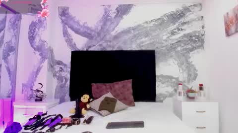 Snapshot of victoriasanz_ chatting on December 2, 6:08 am victoriasanz_ online show from December 2, 6:08 am