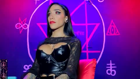 Snapshot of victoriavampire666 chatting on October 9, 1:14 am Victoria Vampire online show from October 9, 1:14 am