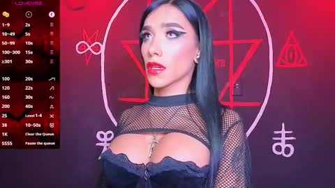 Snapshot of victoriavampire666 chatting on November 16, 3:45 am Victoria Vampire online show from November 16, 3:45 am