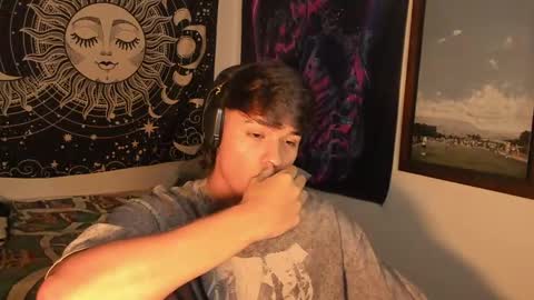 Snapshot of victorino_jhonson chatting on December 3, 2:47 am Victorino Jhonson online show from December 3, 2:47 am