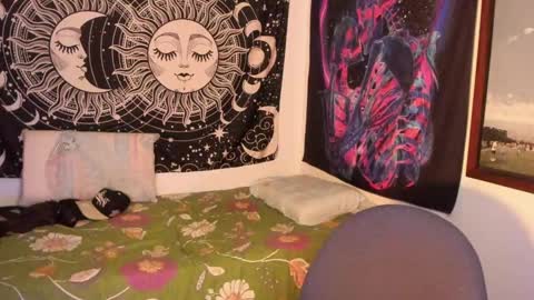 Snapshot of victorino_jhonson chatting on December 25, 4:22 am Victorino Jhonson online show from December 25, 4:22 am