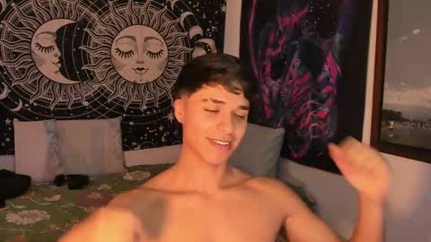 Snapshot of victorino_jhonson chatting on December 27, 6:20 pm Victorino Jhonson online show from December 27, 6:20 pm