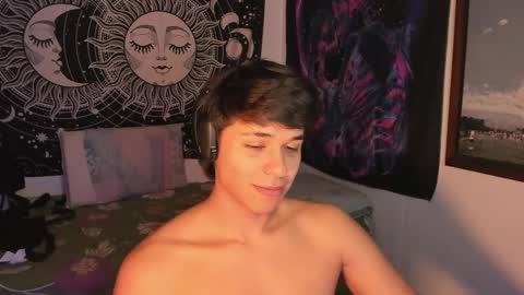 Snapshot of victorino_jhonson chatting on February 3, 7:29 am Victorino Jhonson online show from February 3, 7:29 am