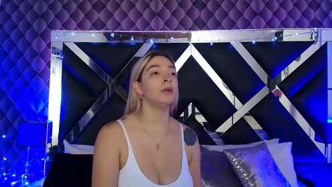 victtoria lee online show from January 14, 7:08 pm