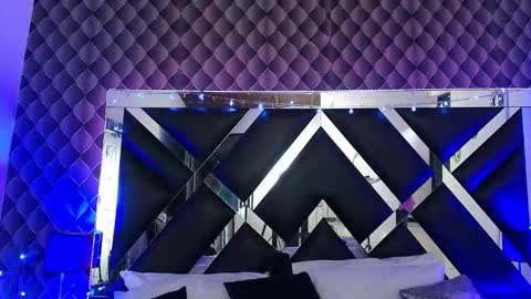 victtoria lee online show from February 7, 6:55 pm