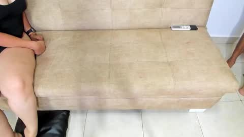 HADE  LEONEL  ALEX online show from November 29, 6:55 pm