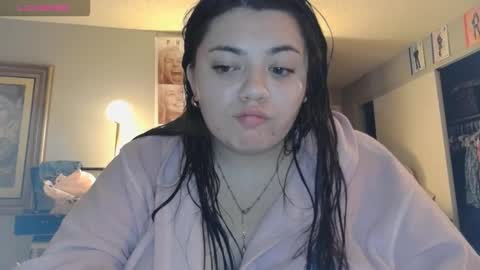 Snapshot of viennavisabelle chatting on November 1, 4:36 am viennavisabelle online show from November 1, 4:36 am