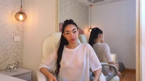 Violet  online show from November 19, 7:36 pm