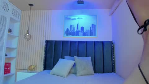 Viiolett online show from January 12, 7:42 pm