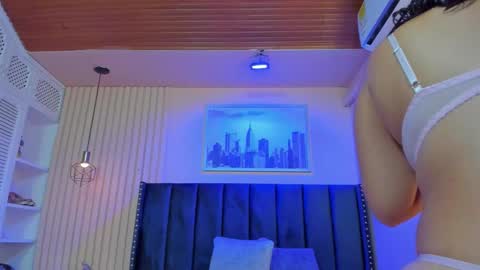 Viiolett online show from November 4, 9:47 pm