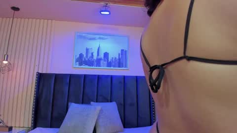 Viiolett online show from November 15, 9:43 pm