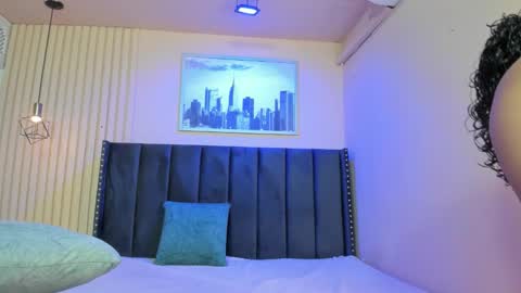 Viiolett online show from March 3, 7:42 pm