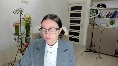 Ukrainian-woman online show from December 18, 6:19 am