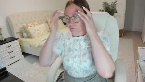 Ukrainian-woman online show from May 11, 11:49 am