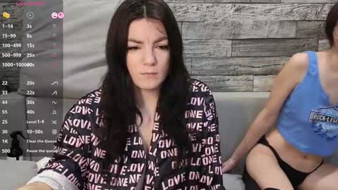 Snapshot of vika_loves_you chatting on November 26, 2:23 am follow my fansly online show from November 26, 2:23 am