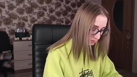 Vika online show from December 10, 7:37 am