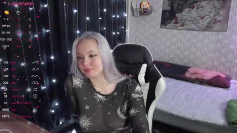 vikapowers online show from December 12, 7:48 pm