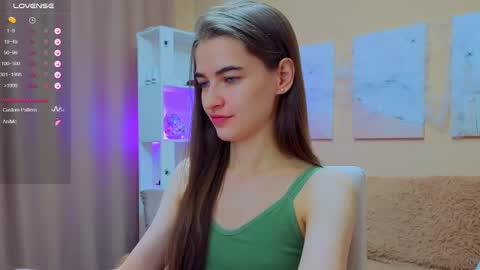 Snapshot of vikiberry chatting on November 9, 4:22 am vikiberry online show from November 9, 4:22 am