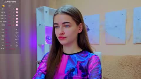 Snapshot of vikiberry chatting on November 23, 4:45 am vikiberry online show from November 23, 4:45 am