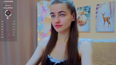 vikiberry online show from December 19, 5:25 am