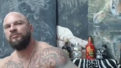 Snapshot of viking_me chatting on June 6, 6:12 pm viking online show from June 6, 6:12 pm