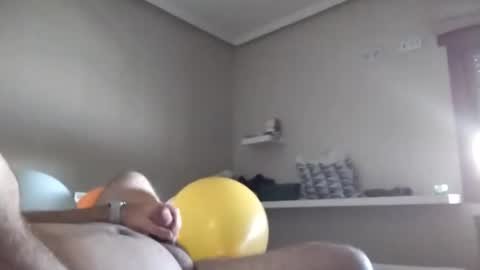 Snapshot of vikingo3333893888 chatting on February 13, 2:09 pm Vikingo online show from February 13, 2:09 pm