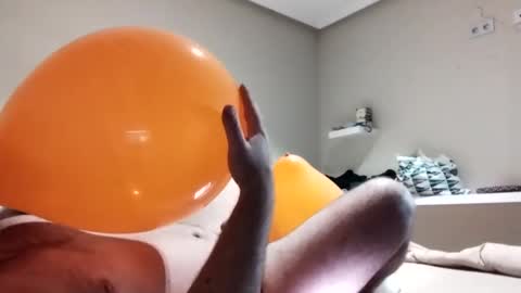 Snapshot of vikingo3333893888 chatting on March 3, 11:00 am Vikingo online show from March 3, 11:00 am