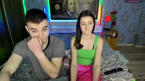 vikki and george online show from February 4, 6:27 pm