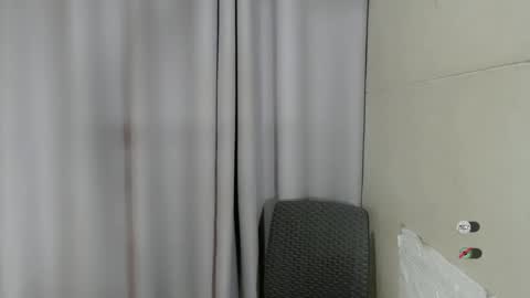 Snapshot of vikkylustfull chatting on February 21, 5:31 pm vikkylustfull online show from February 21, 5:31 pm