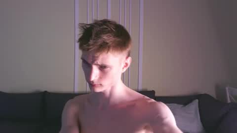 Snapshot of viksons chatting on September 21, 5:14 pm Max online show from September 21, 5:14 pm