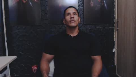 Snapshot of viktorherrera chatting on May 10, 5:01 am Viktor Herrera online show from May 10, 5:01 am