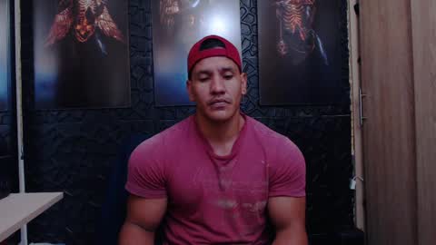 Snapshot of viktorherrera chatting on June 8, 4:51 pm Viktor Herrera online show from June 8, 4:51 pm