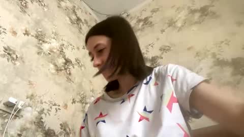 Snapshot of viktoria9898 chatting on November 13, 11:20 am Sweett online show from November 13, 11:20 am