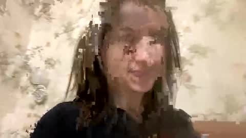 Snapshot of viktoria9898 chatting on December 16, 12:21 pm Sweett online show from December 16, 12:21 pm