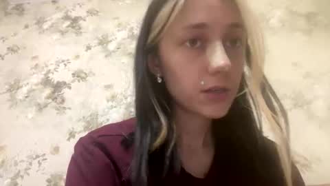 Sweett online show from May 1, 10:58 pm