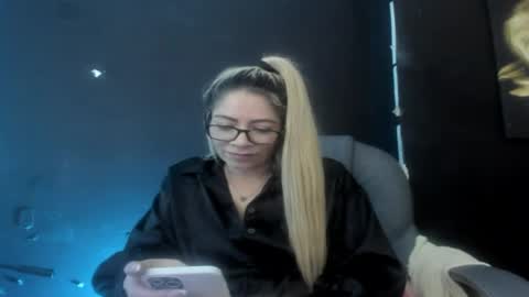 Viktoria online show from April 25, 11:46 pm
