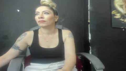 Viktoria online show from May 3, 8:59 pm