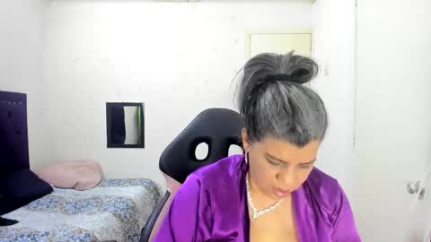 Snapshot of vikyadams chatting on October 22, 10:09 pm VIKY ADAMS online show from October 22, 10:09 pm