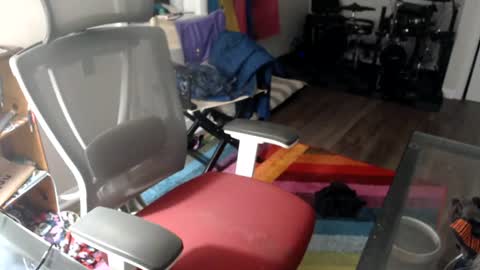 VillanChillin online show from August 8, 4:14 am