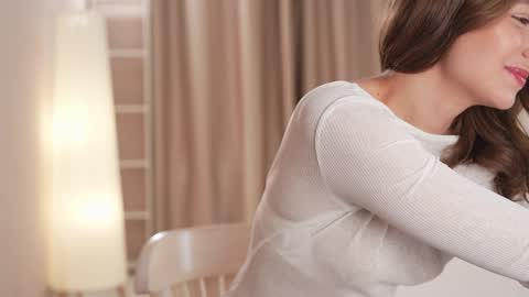 Snapshot of villanelle_l chatting on January 23, 11:26 am Lana online show from January 23, 11:26 am