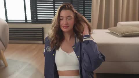 Snapshot of villanelle_l chatting on March 2, 11:18 am Lana online show from March 2, 11:18 am