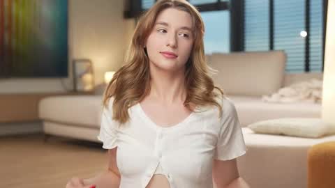 Snapshot of villanelle_l chatting on September 19, 2:18 pm Lana online show from September 19, 2:18 pm