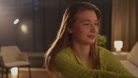 Snapshot of villanelle_l chatting on November 19, 11:21 am Lana online show from November 19, 11:21 am