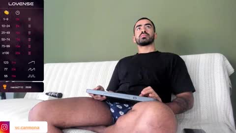 Snapshot of vince_colin chatting on November 18, 11:58 am VINCE online show from November 18, 11:58 am