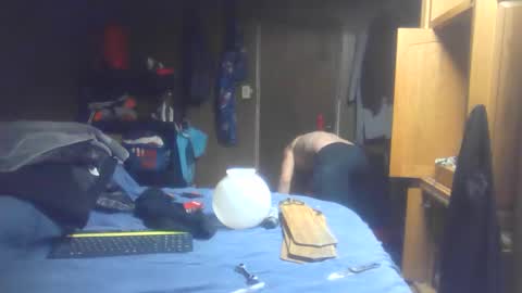 Snapshot of vincent_shaine chatting on October 22, 9:20 am vincent_shaine online show from October 22, 9:20 am